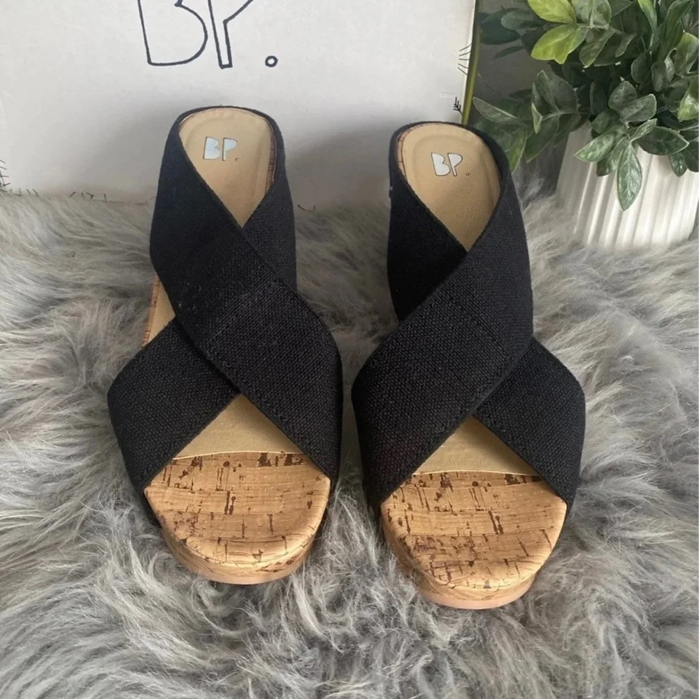 Bp tara-fab wedges size 7.5